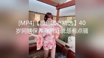 超颜值极品女神〖狐不妖〗网红黄色战袍色情直播被弟弟发现 威胁姐姐委身承欢，淫靡的啪啪声给骚逼干的淫水泛滥