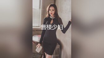 科技楼蹲守短裙长发小美妞黑穴毛盖在肥逼上