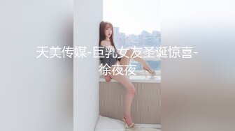 和女友在家了度过隔离器后的生活