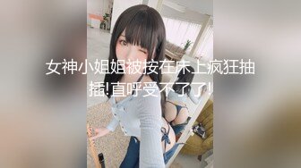 漂亮美眉3P 身材娇小苗条 小娇乳小粉鲍 菊花插肛塞屎都憋出来了 边拉屎边吃鸡 被两哥们连续输出