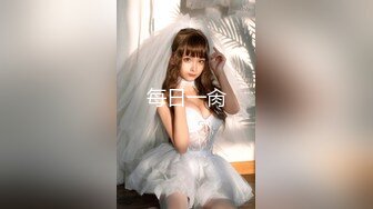 【新速片遞】&nbsp;&nbsp;校园女厕全景偷拍青春气息漂亮短裤美妞❤️肥穴肉嘟嘟长阴唇[35M/MP4/00:12]