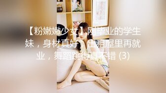 白皙美乳新人嫩妹两男一女3P大战，开档黑丝高跟鞋深喉口交，上位骑坐边操边口多种姿势换着操，铺上吸水垫喷水在上面