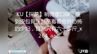 [MP4/ 997M] 小情侣大白天在家爱爱 漂亮女友全程上位骑乘全自动 耐力真好真猛 哥们只负责亲嘴亲奶