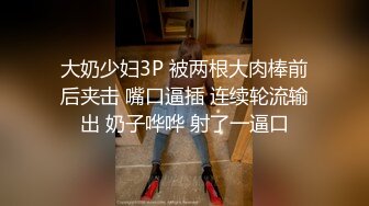 小吃店女厕蹲守几位美女嘘嘘主角对应影片露鲍 露毛声音清晰绝对超爽 (5)